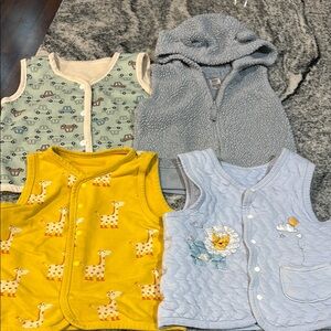 4-pc bundle kids Vests with Animal and vehicle Prints size 2-3T
